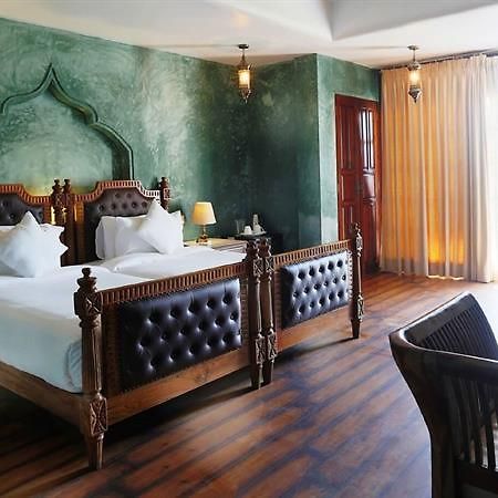 Amritara Aura Resort & Spa Мандрем Екстериор снимка