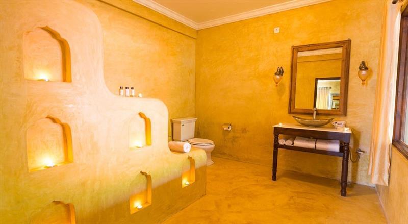 Amritara Aura Resort & Spa Мандрем Екстериор снимка